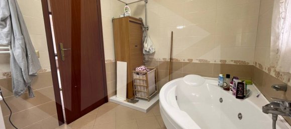 Casa de 3 habitaciónes en Messina, Italy No. 27002 42