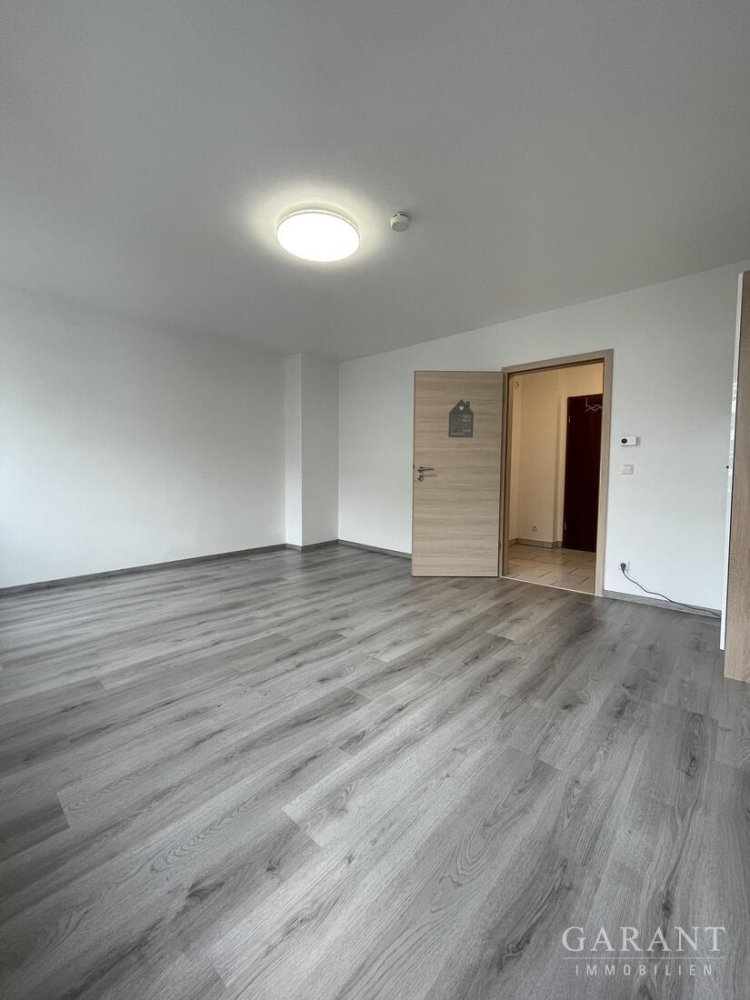 Estudio en Hof, Germany No. 344077