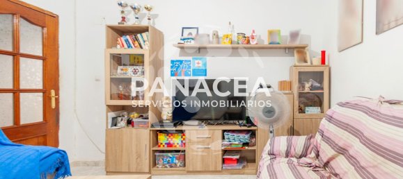 Casa de 4 dormitorios en La Gangosa, Spain No. 167569 3