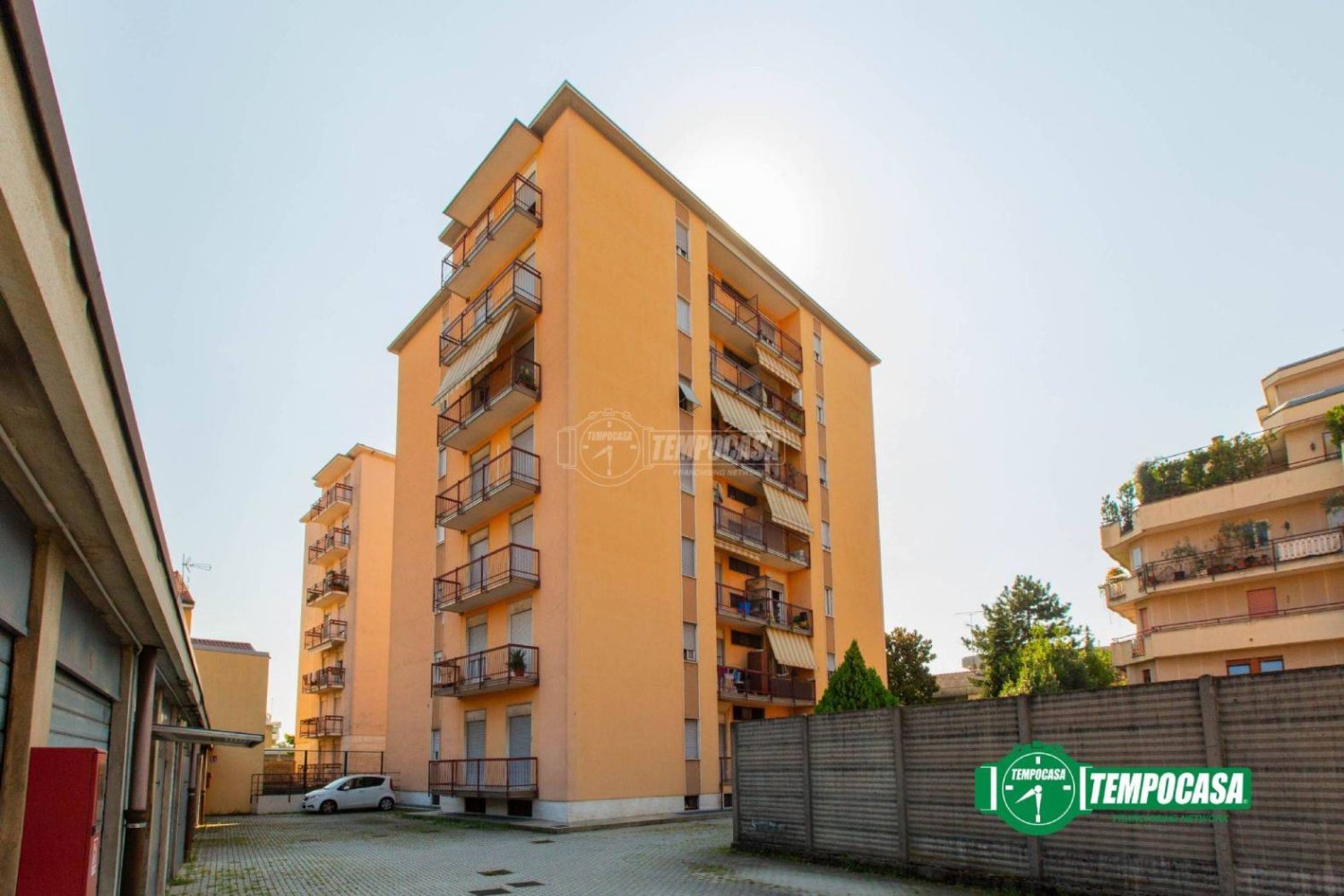 1 bedroom Apartment in Busto Arsizio, Italy No. 237101