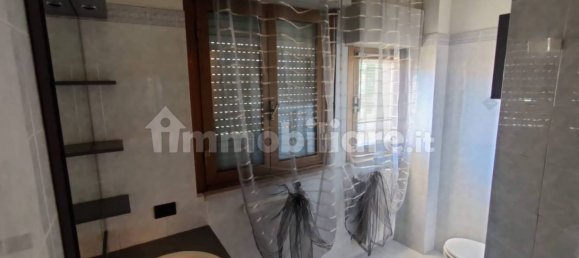 Квартира с 3 спальнями в Галларате, Италия № 147958 19