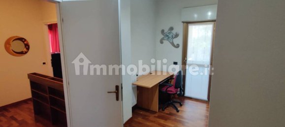 Квартира с 3 спальнями в Галларате, Италия № 147958 11