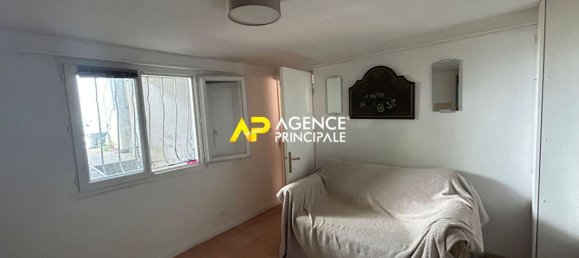 Casa de 4 dormitorios en Bezons, France No. 173757 13