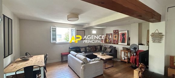 Casa de 4 dormitorios en Bezons, France No. 173757 7