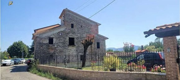 4 bedrooms Apartment in San Giustino, Italy No. 369971 2