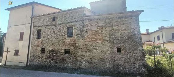 4 bedrooms Apartment in San Giustino, Italy No. 369971 3