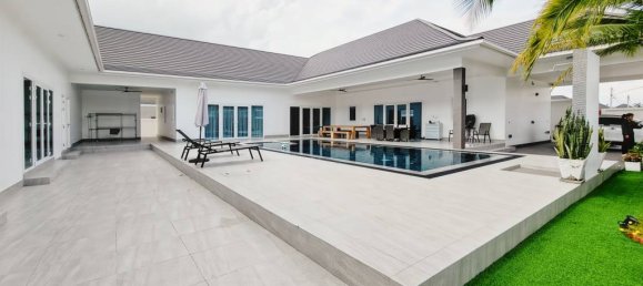 Villa de 3 dormitorios en Hua Hin, Thailand No. 25413 6