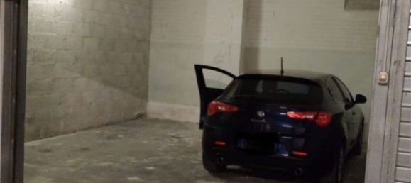  Garage in Rome, Italy No. 216417 9