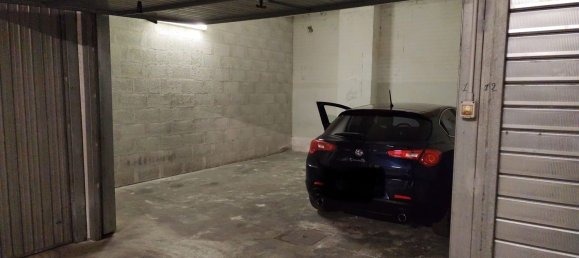  Garage in Rome, Italy No. 216417 3