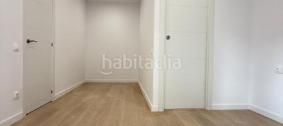 Apartamento de 3 dormitorios en Eixample, Spain No. 144079 52