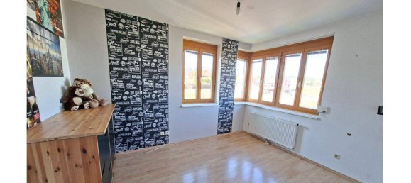 4-Zimmer Stadthaus in Bisamberg, Austria, Nr. 159304 9