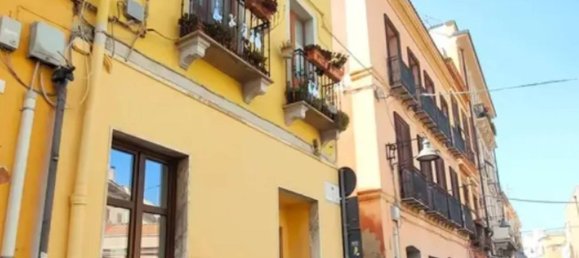 Apartamento de 3 divisões em Cagliari, Italy N.º 50736 6