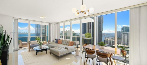 3 chambres propriété commerciale à vendre à Miami, Miami-Dade, Florida, USA № 614848 2