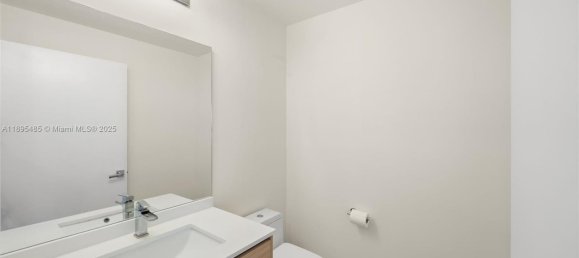 3 chambres propriété commerciale à vendre à Miami, Miami-Dade, Florida, USA № 614848 27