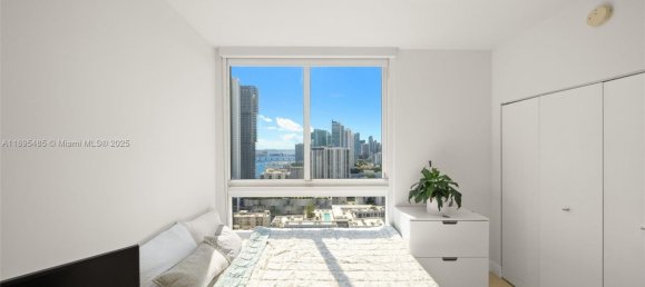 3 chambres propriété commerciale à vendre à Miami, Miami-Dade, Florida, USA № 614848 20
