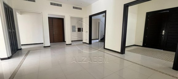 Villa de 6 dormitorios en Khalifa City, UAE No. 29259 5