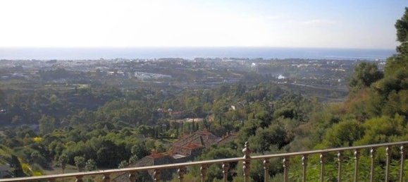 3 bedrooms Apartment in La Quinta, Spain No. 88942 2