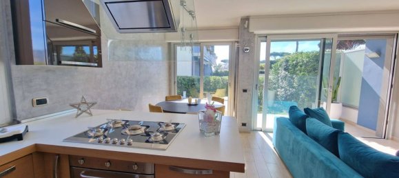 8 rooms House in Camaiore, Italy No. 208471 16