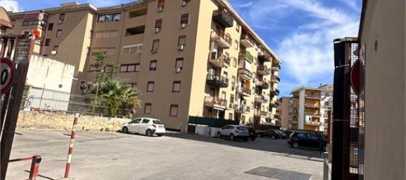 1غرفة مرآب في Palermo, Italy رقم 344457 7