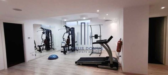 Propiedad comercial de 6 dormitorios en Pyrgos, Cyprus No. 82736 16