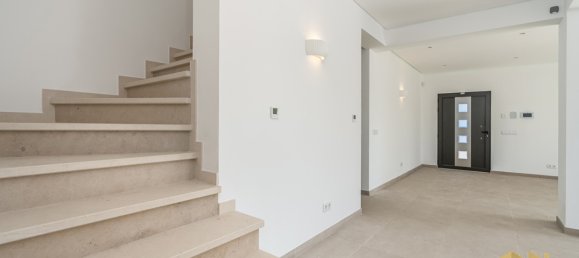 4 غرف نوم فيلا في Lagoa, Portugal رقم 233449 7