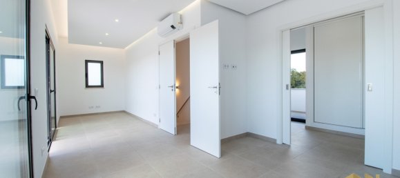 4 غرف نوم فيلا في Lagoa, Portugal رقم 233449 10