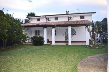 Villa de 7 habitaciónes en San Felice Circeo, Italy No. 172960