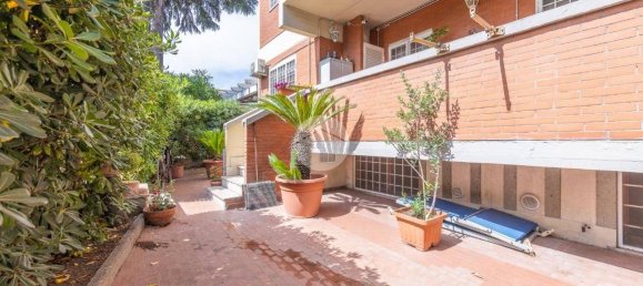 2 bedrooms Apartment in Rome, Italy No. 324650 15