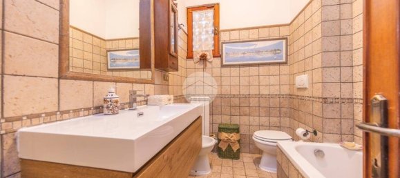 2 bedrooms Apartment in Rome, Italy No. 324650 19