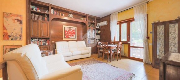 2 bedrooms Apartment in Rome, Italy No. 324650 5