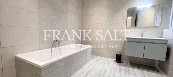 2 غرف نوم شقة في Gzira, Malta رقم 4688 5