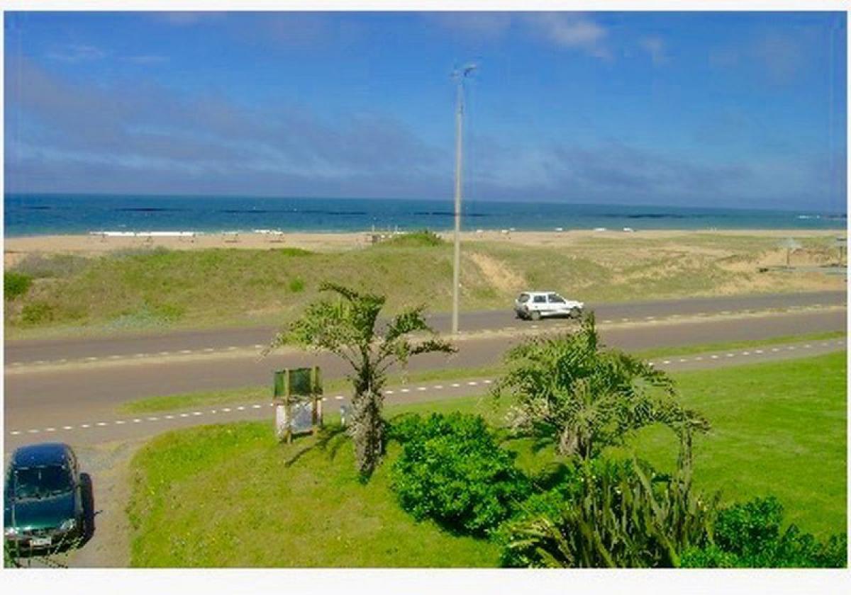 4 bedrooms House in Maldonado, Uruguay No. 1915