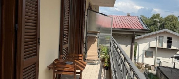 2 bedrooms Apartment in Como, Italy No. 359714 7