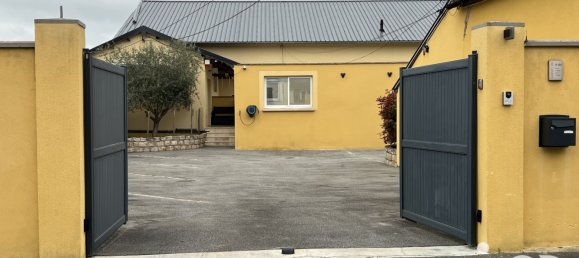 Дом с 3 спальнями в Илье-Комбре, Франция № 67142 17