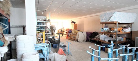 317m² Commercial property in Ciutadella De Menorca, Spain No. 3797 3
