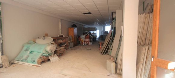 317m² Commercial property in Ciutadella De Menorca, Spain No. 3797 2
