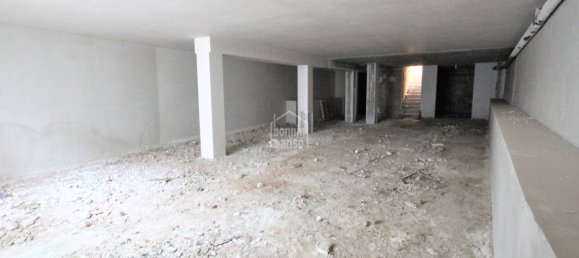317m² Commercial property in Ciutadella De Menorca, Spain No. 3797 10