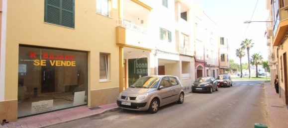 317m² Commercial property in Ciutadella De Menorca, Spain No. 3797 13