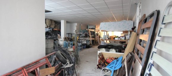 317m² Commercial property in Ciutadella De Menorca, Spain No. 3797 4