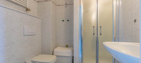 2 bedrooms Apartment in Como, Italy No. 67942 11