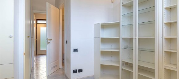 2 bedrooms Apartment in Como, Italy No. 67942 10