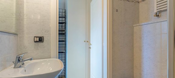 2 bedrooms Apartment in Como, Italy No. 67942 13