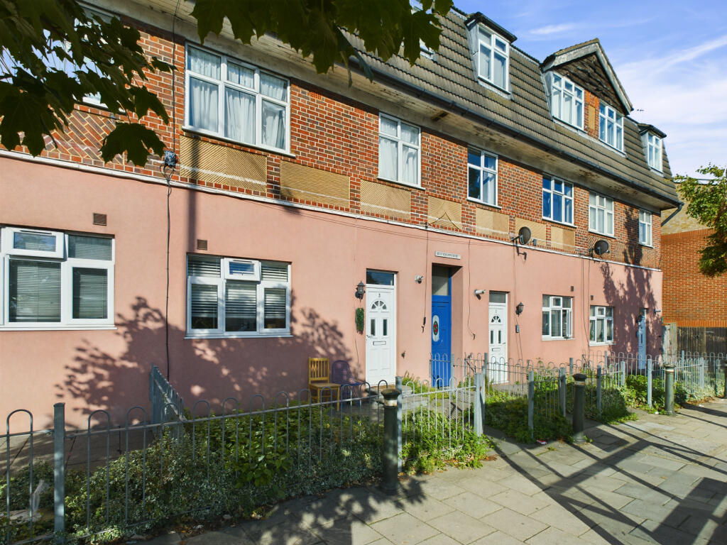 2 bedrooms Maisonette in Beckenham, United Kingdom No. 922