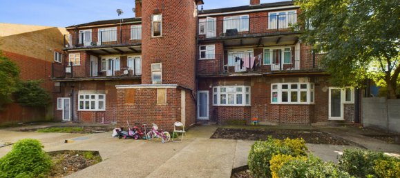 2 bedrooms Maisonette in Beckenham, United Kingdom No. 922 12