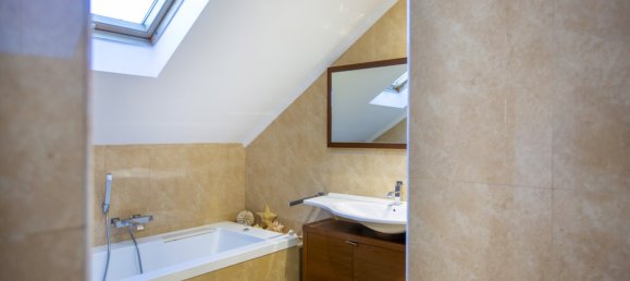 4 bedrooms Apartment in Valencia, Spain No. 15132 19