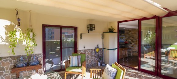 4 bedrooms Apartment in Valencia, Spain No. 15132 2