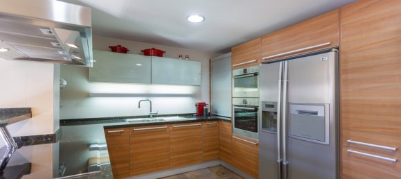 4 bedrooms Apartment in Valencia, Spain No. 15132 10