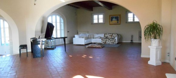 6 bedrooms House in Montecarlo, Italy No. 209 4