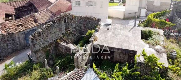 Дом с 7 спальнями в Гимарайнш, Португалия № 32090 41