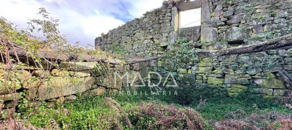 Дом с 7 спальнями в Гимарайнш, Португалия № 32090 13